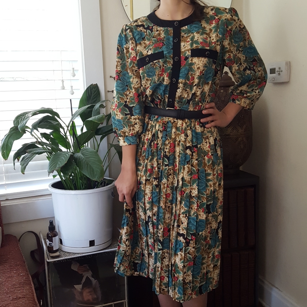 Breli Original Vintage 80s pleated dress
